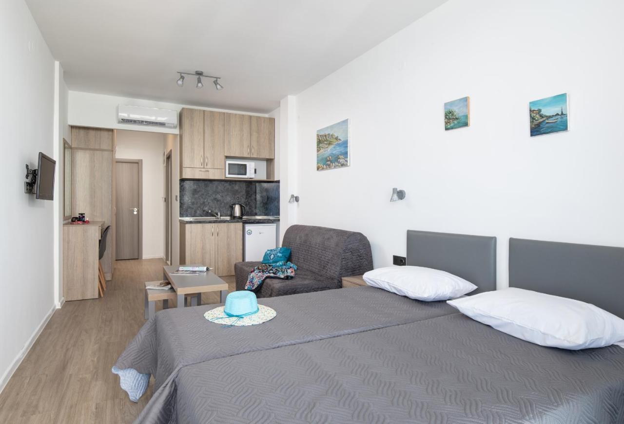 Grand Dodo'S Triada Seaview Studios อาเยีย ตรีอาส ภายนอก รูปภาพ